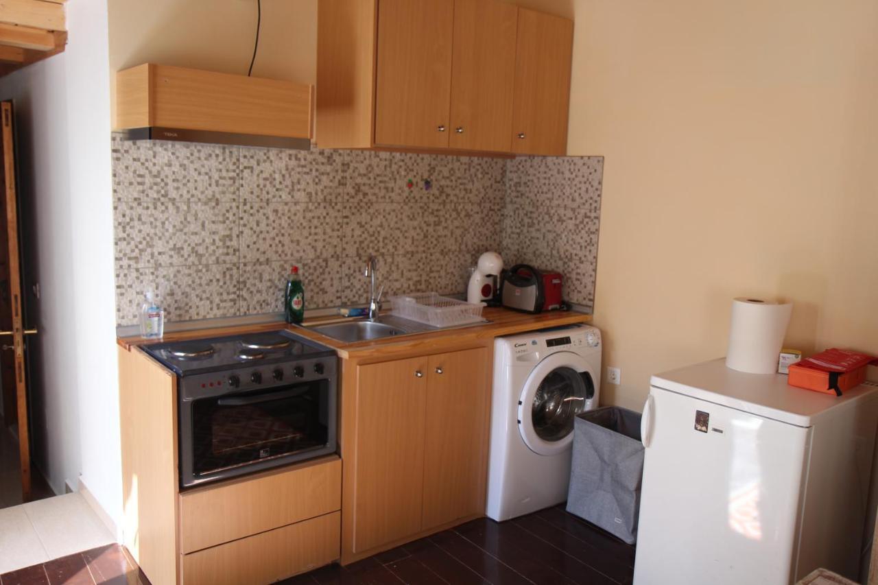 Main Square Apartment ซีมี ภายนอก รูปภาพ