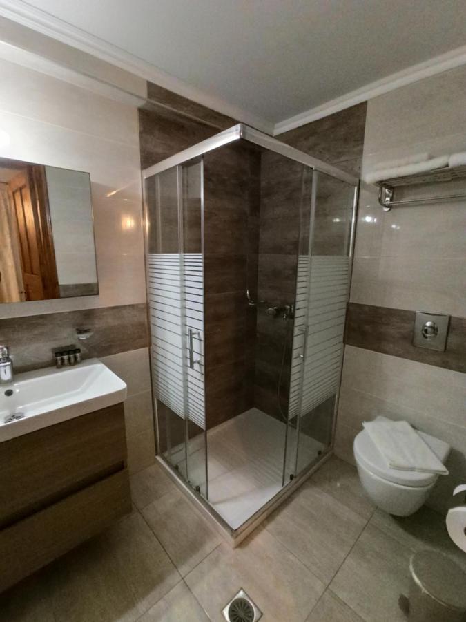 Main Square Apartment ซีมี ภายนอก รูปภาพ